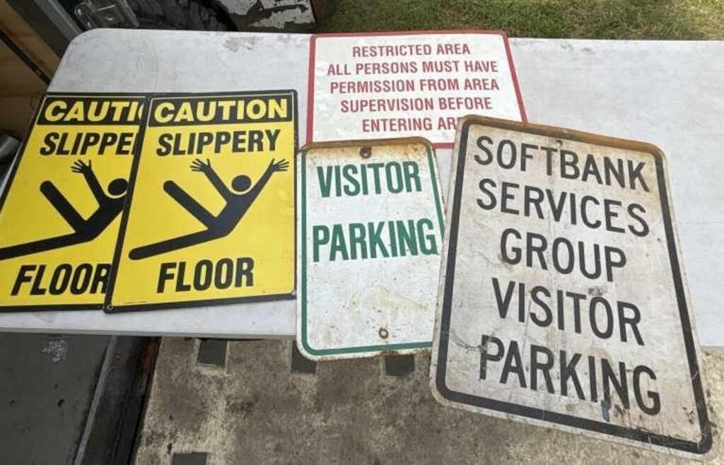 (5) PARKING/CAUTION METAL SIGNS