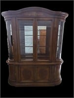 Bernhardt Flair Division Lighted China Cabinet