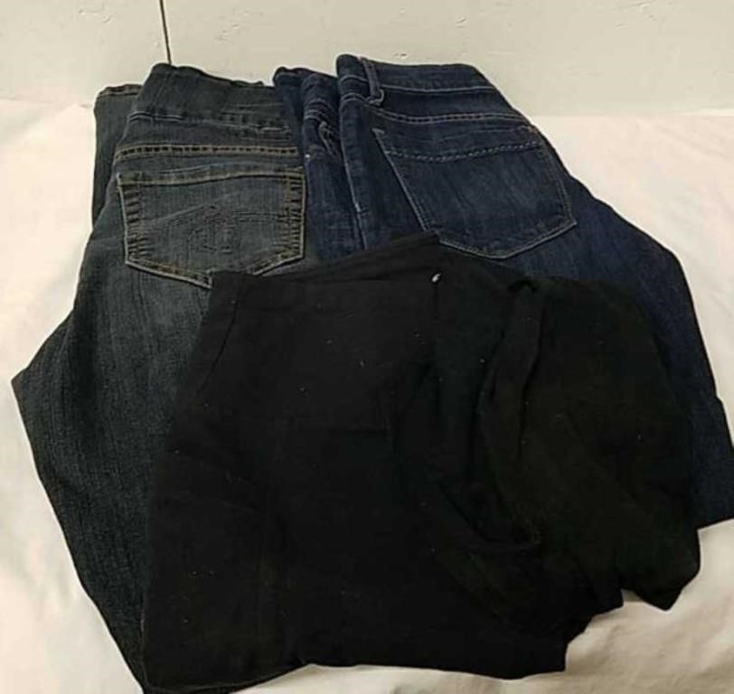 Two pairs of clean ladies size 4 6 denim trousers