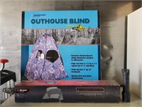 Sport Shelter & Outhouse Blind With Flashlight