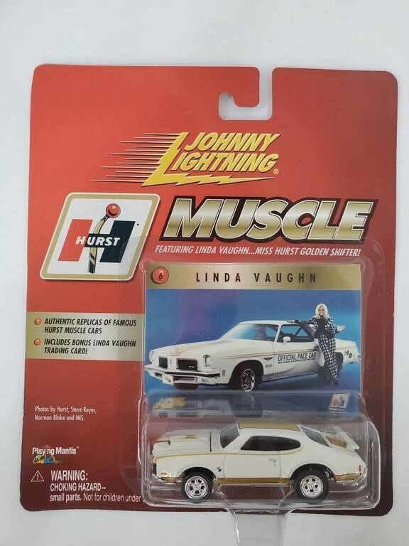 Johnny Lightning MUSCLE Featuring Linda Vaughn #6