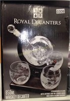 Royal Decanters Wood Base & 4 Globe Glasses *see d