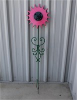 Wrought Iron Flower Yard Art - Pink
