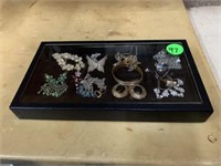 LOT OF JEWELRY IN CASE