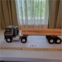 Ertl Toys Logging Truck- Very Nice