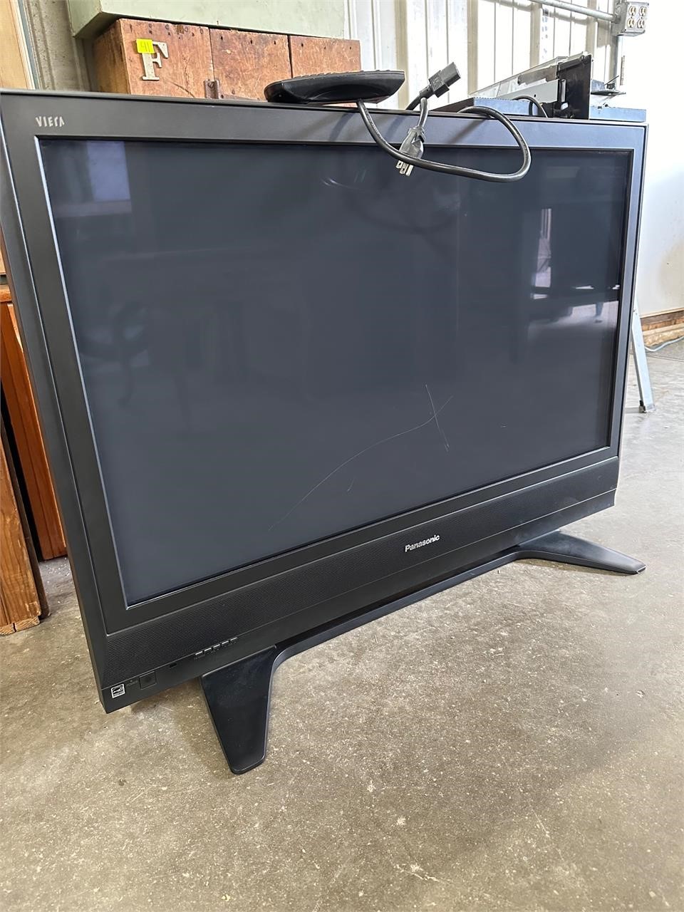 42" Panasonic TV