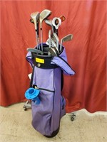 Golf Bag with Right Handed Assorted Vintage Clubs