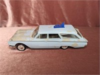 Hubley 1960 Ford Country Sedan Car