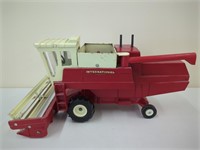 Original IH 915 Combine 1/16