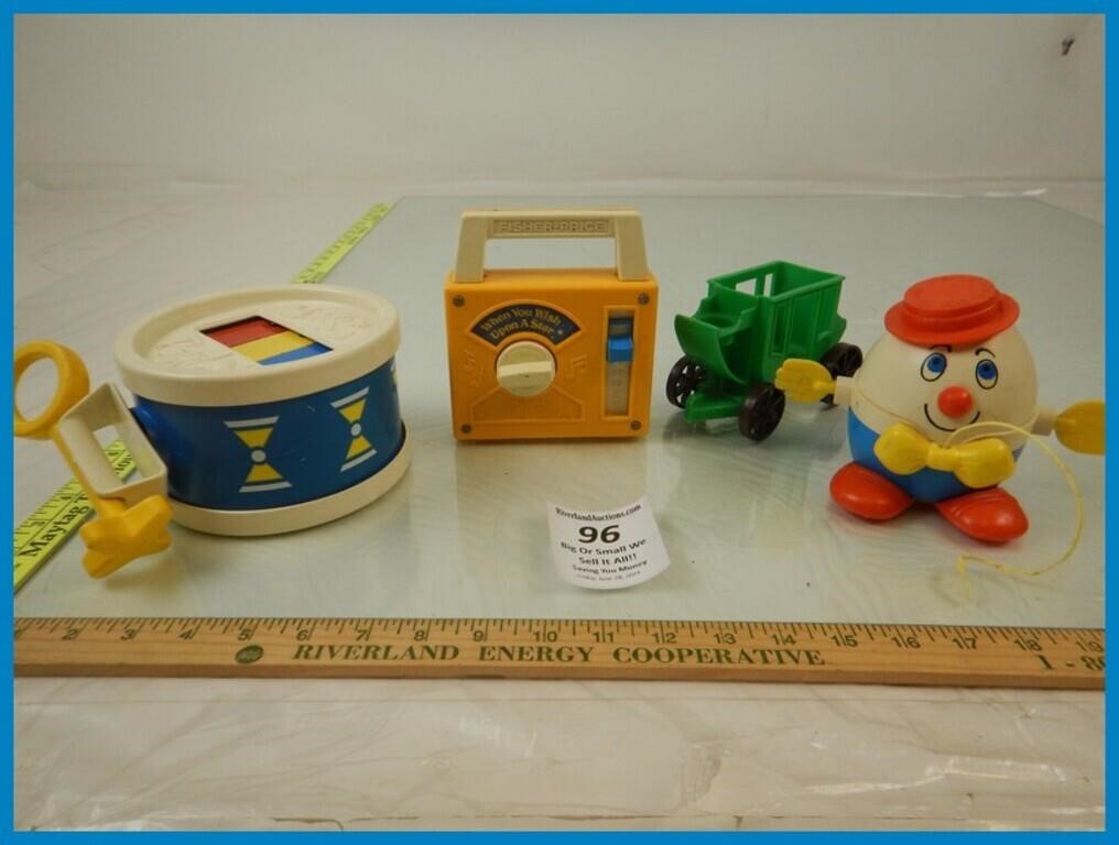 *VINTAGE FISHER PRICE KID TOYS-DRUM-MUSIC BOX-PULL