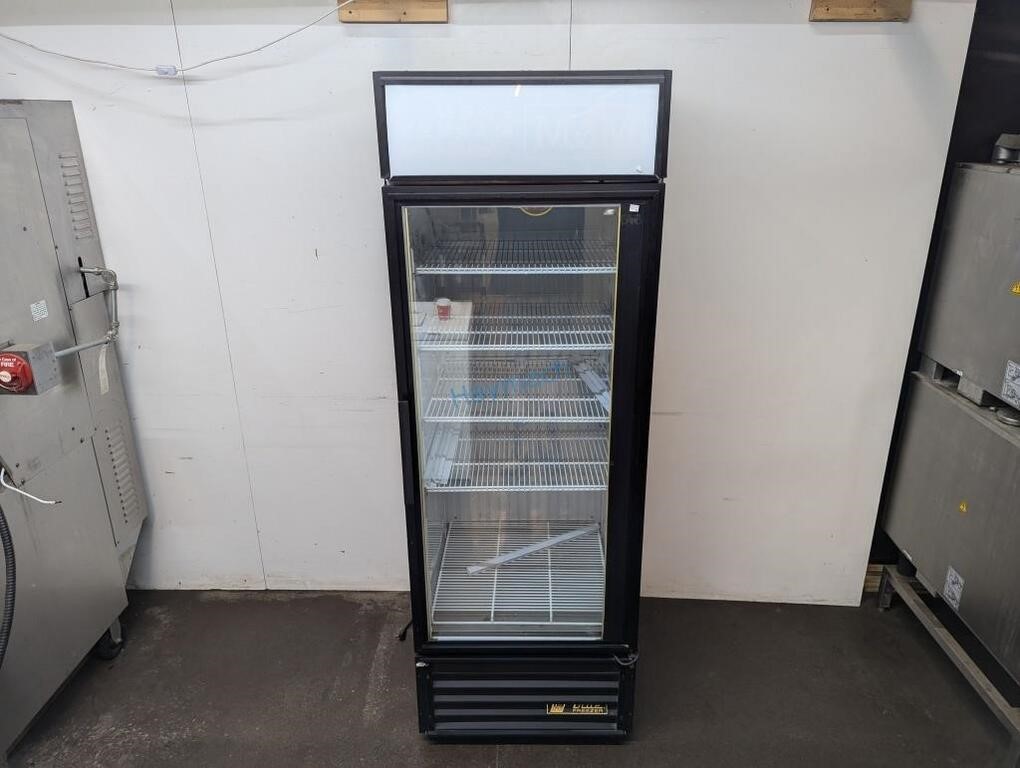 TRUE SINGLE GLASS DOOR FREEZER GDM-23F, 27" X 30"