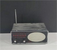 Vintage Electra Bearcat III BC-3 Radio