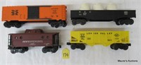 4 Lionel Freight Cars, OB