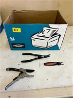 Spreaders and cutters box