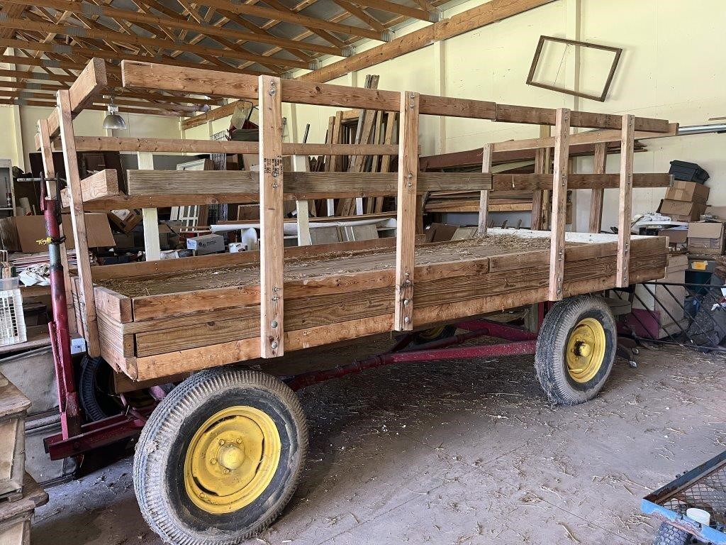 NICE HAY WAGON 12' X 6'