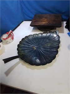 Metal green leaf serving tray Is 18 inches