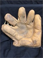 1950’s Olympic Model 350 Glove