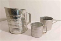Vintage Flour Sifter and 2 Measuring Cups