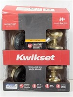NEW Kwikset Security Door Knob/Lock Set (Brass)