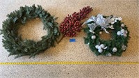 Wreathes (2’ & 30” approx.), berry garland