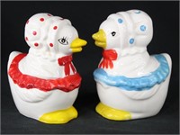 Large Ducklings w/Bonnets Salt & Pepper Shakers