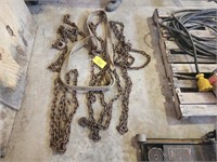 Assorted Log Chains, Strap