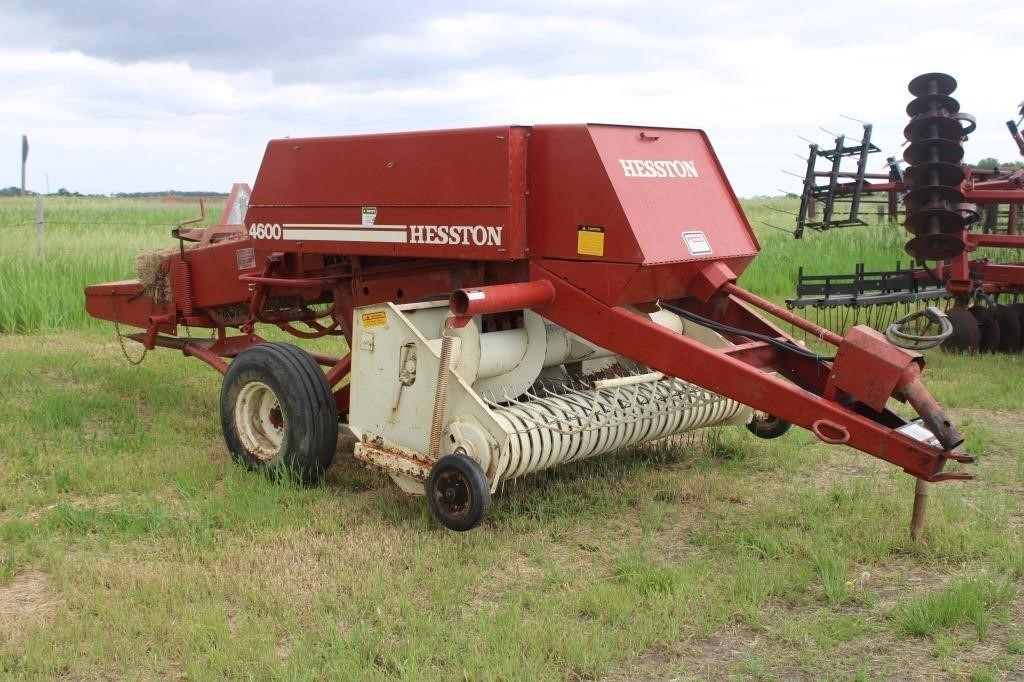 Heston Square Baler