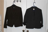Lot of two suit jackets
