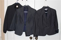 Lot of three suit jackets