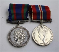 WWII MILITARY MEDALS