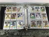 81/82 OPC Hockey card binder (369 cards)