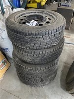 Yokohama 215/60R17 winter tires & rims
