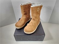 NEW Sorel: Glacy Elk Boots (Size: 9)