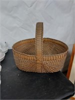 17x14x15in antique basket