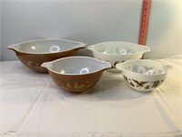 Pyrex Americana Nesting Bowls
