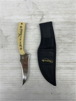 Ocoee River knife with guard
