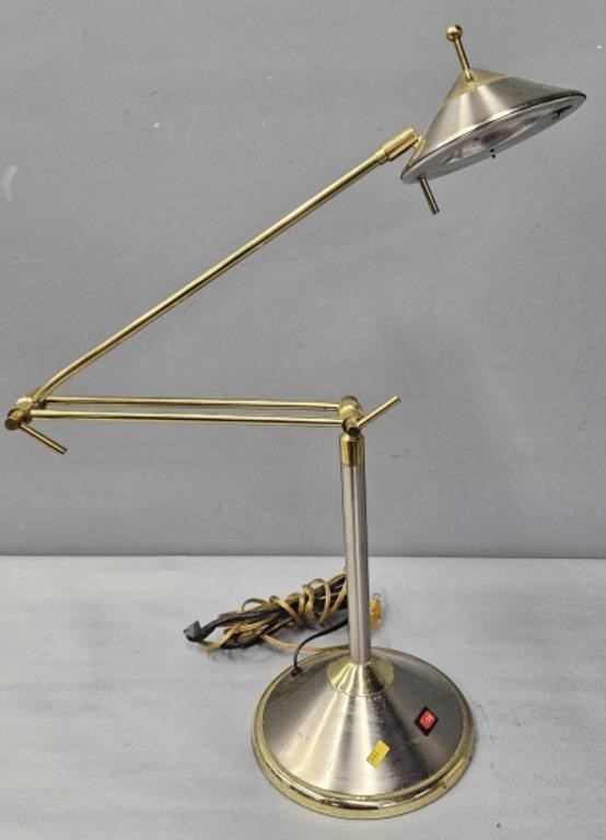Metal Adjustable Table Lamp