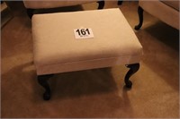 Foot Stool (Matches #157 & #160) (R6)