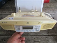 SONY UNDER THE CABINET RADIO /CD PLAYER
