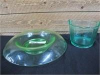 2PC GREEN DEPRESS UNRANIUM GLASS 11W BOWL