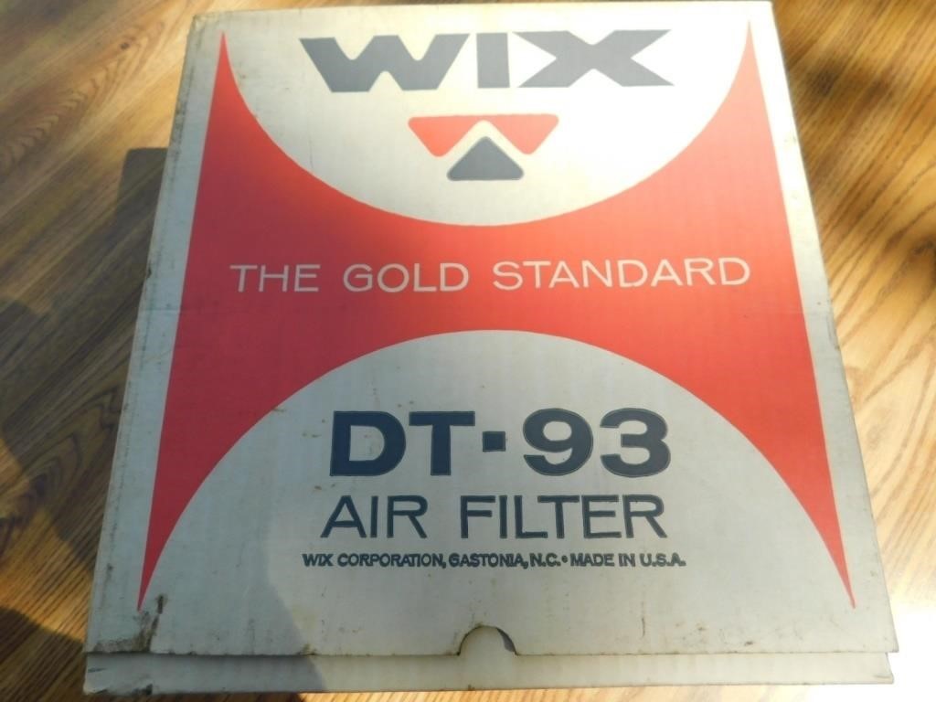 Two Wix air filters #DT-93 for GM.