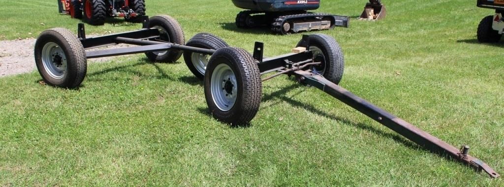 Hay wagon running gear with spare tire