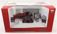 1/16 SpecCast IH 300 Tractor With Sprayer