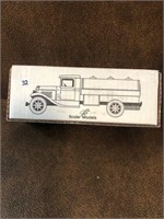 Bank Tanker Truck in Box new as pic