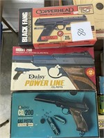 Daisy model 200 CO2 pistol ( 3 guns)