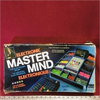 Parker Brothers Electronic Mastermind Game