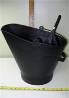 Vintage Metal Ash Bucket w/Shovel