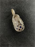 14kt Gold, diamond and sapphire charm pendant in t