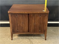 Retro Sage Broyhill 2 Drawer Bedside Table