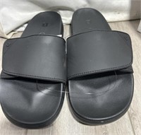 Bench Slide On Sandals Size 8